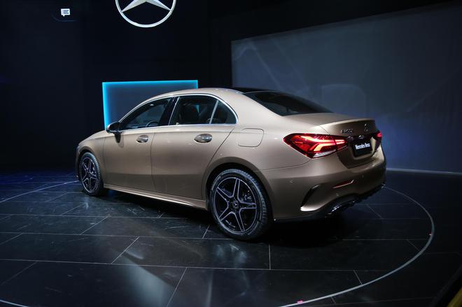 Mercedes-Benz's brand-new long-wheelbase A-class sedan is listed at a price of 216,900.